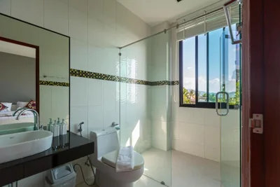 Rossarin Sea View Patong – Foto 11